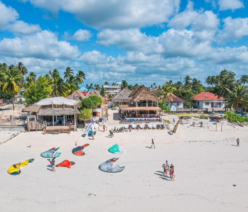Ananda Beach Hotel باجي المظهر الخارجي الصورة