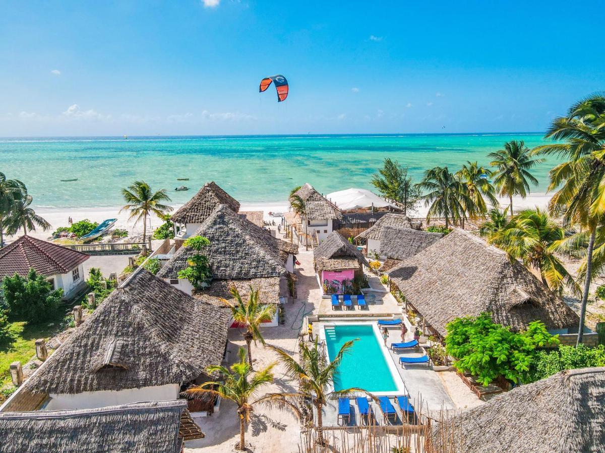 Ananda Beach Hotel باجي المظهر الخارجي الصورة