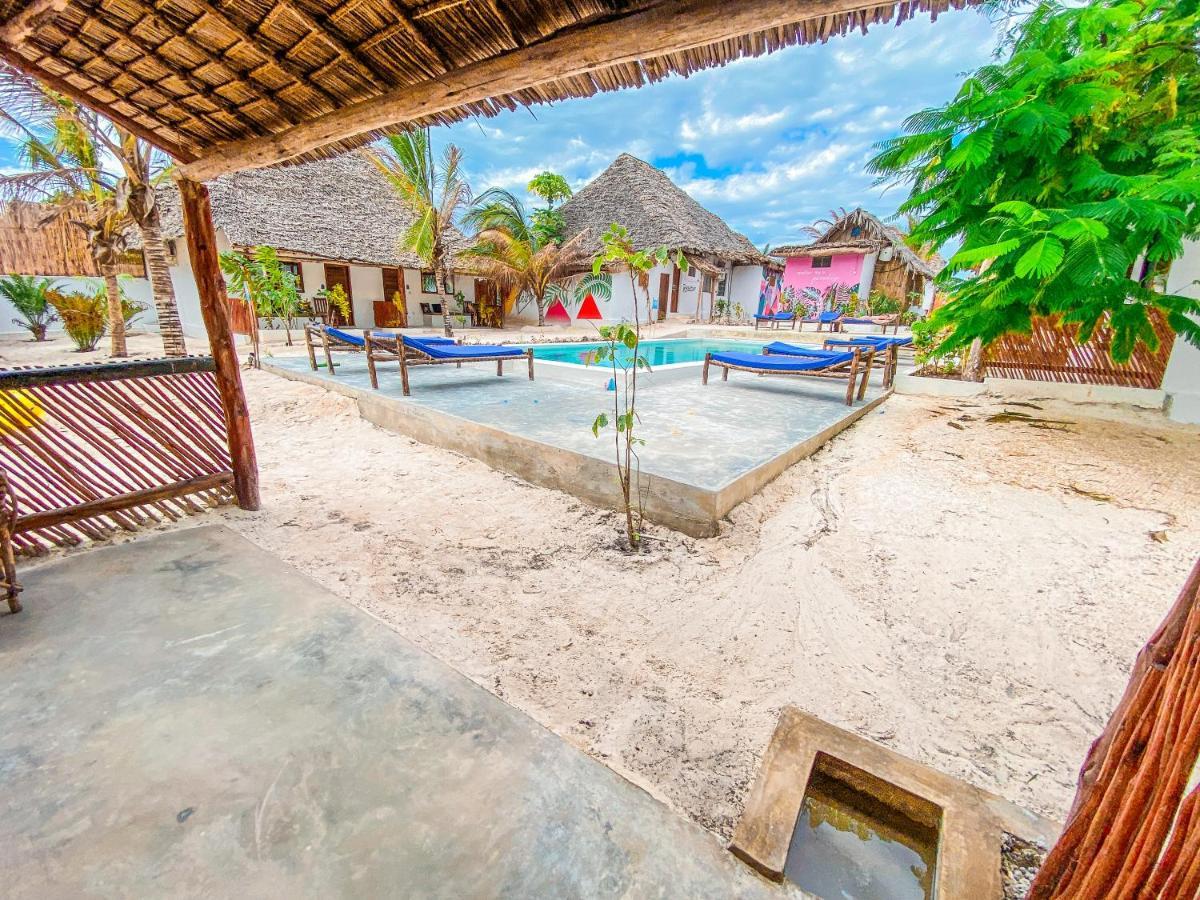 Ananda Beach Hotel باجي المظهر الخارجي الصورة