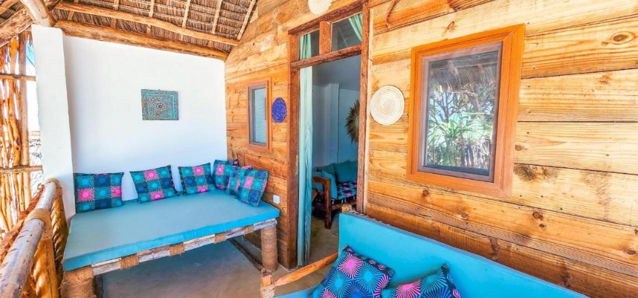 Ananda Beach Hotel باجي المظهر الخارجي الصورة
